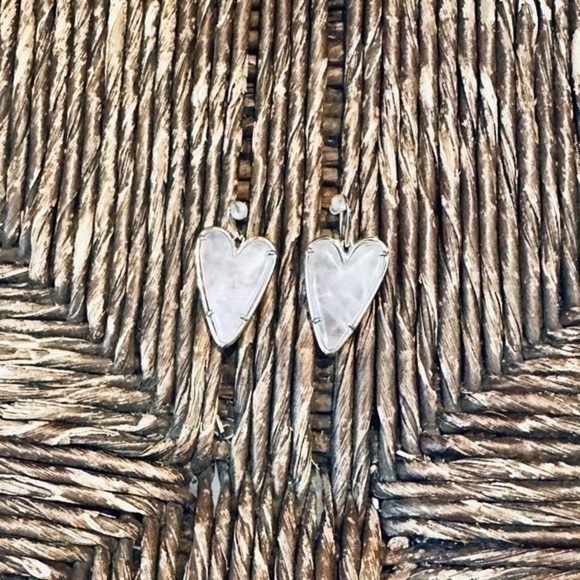 COPY - ✨💖✨ Kendra Scott Rose Quarts Gold Frame Ansley Dangle Earrings ✨💖✨ - Picture 4 of 4